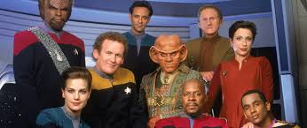 Honnêtement, si je pouvais ne regarder que la série Star Trek (de TOS à SNW et DIS) pour le restant de ma vie, je serais