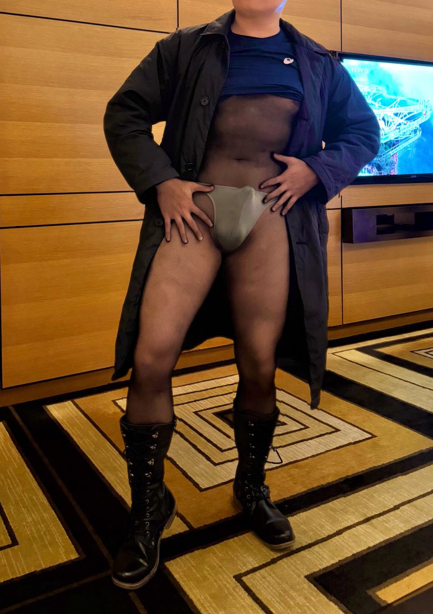 sheer4fun's tweet photo. 出門前vs出門後😆 https://t.co/D7B61JEaqn
