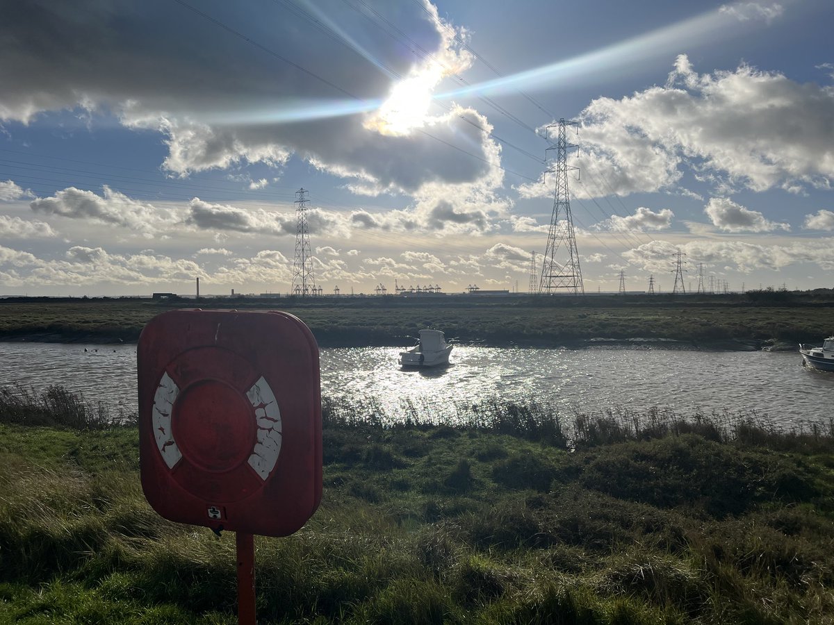 HaveringCycling's tweet image. Weather dried up just in time for three Havering riders earlier. Ride out via Stanford le Hope and Fobbing. Lunch at Wat Tyler Country Park with SEG rider Mel for company. Home via Dry Street and Bulphan. Next Sunday- “Brew Heaven Café” Ramsden Heath.