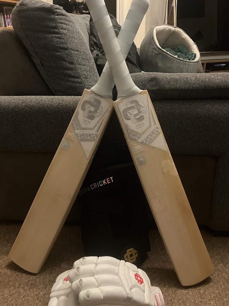 Cheers <a href="/OwensCricket/">Owens Cricket</a> two absolutely gun bats, quality softs even better customer service and craic!