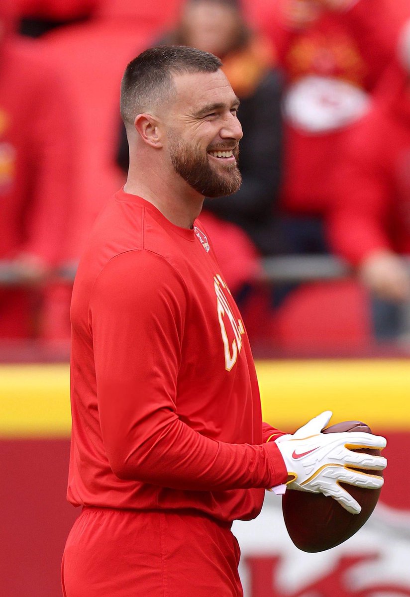 traviskelce_fan's tweet photo. Pregame 🏈 https://t.co/lUrOFb4XEX