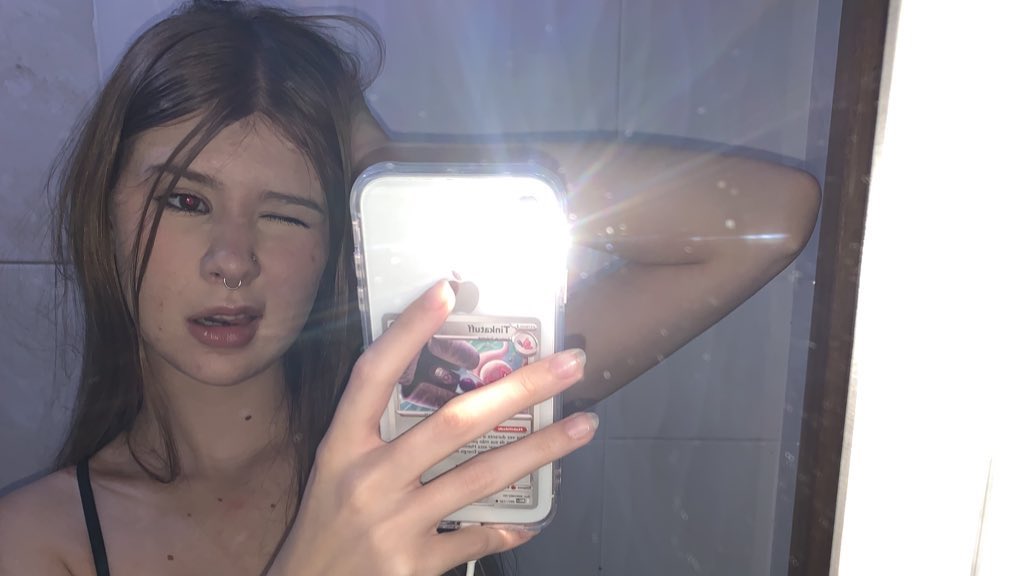 hoonhoonando's tweet image. be | do it hoonhoonando fora do twitter