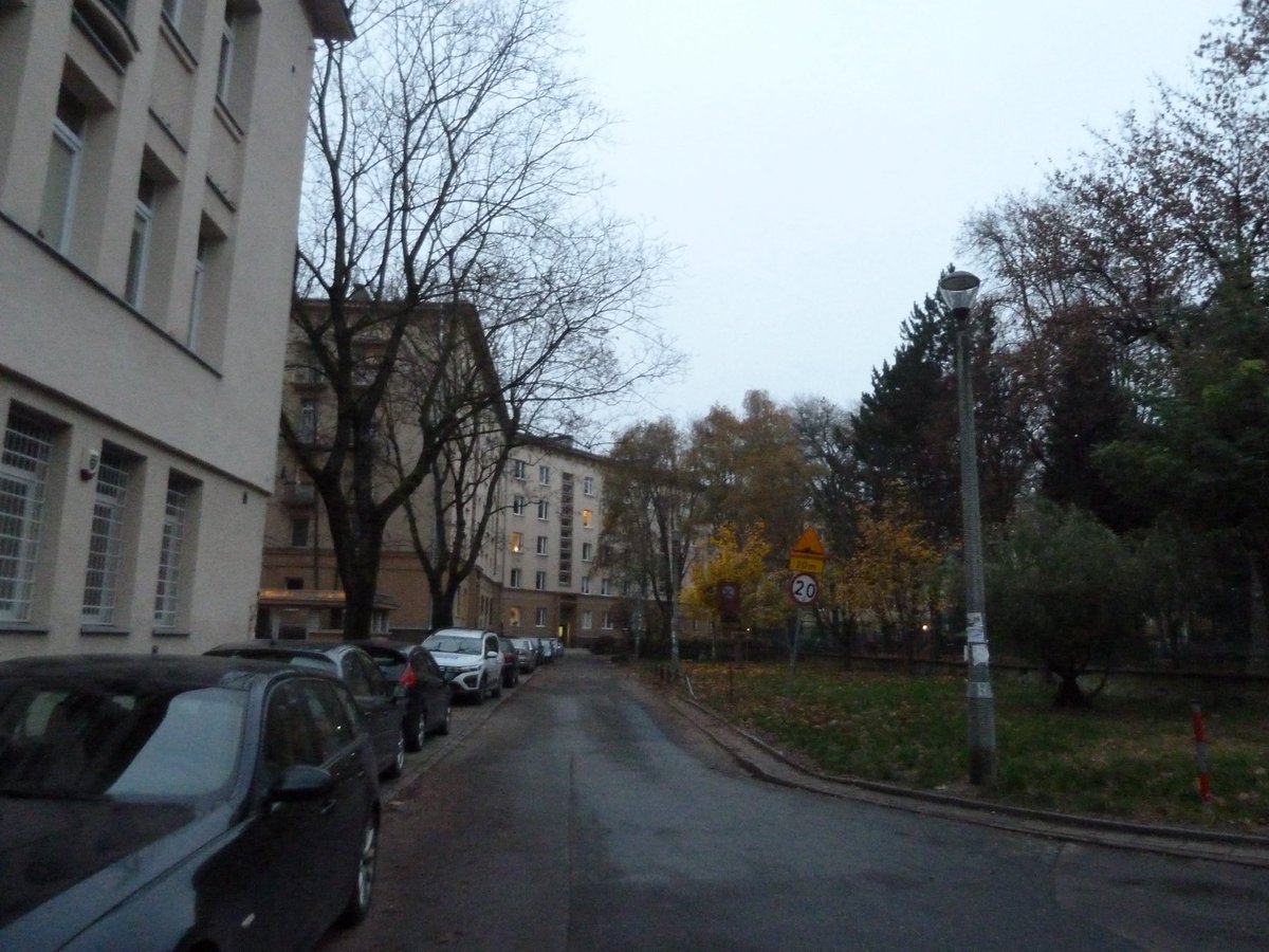 aliencolombo's tweet image. finzinho de semana na Polônia