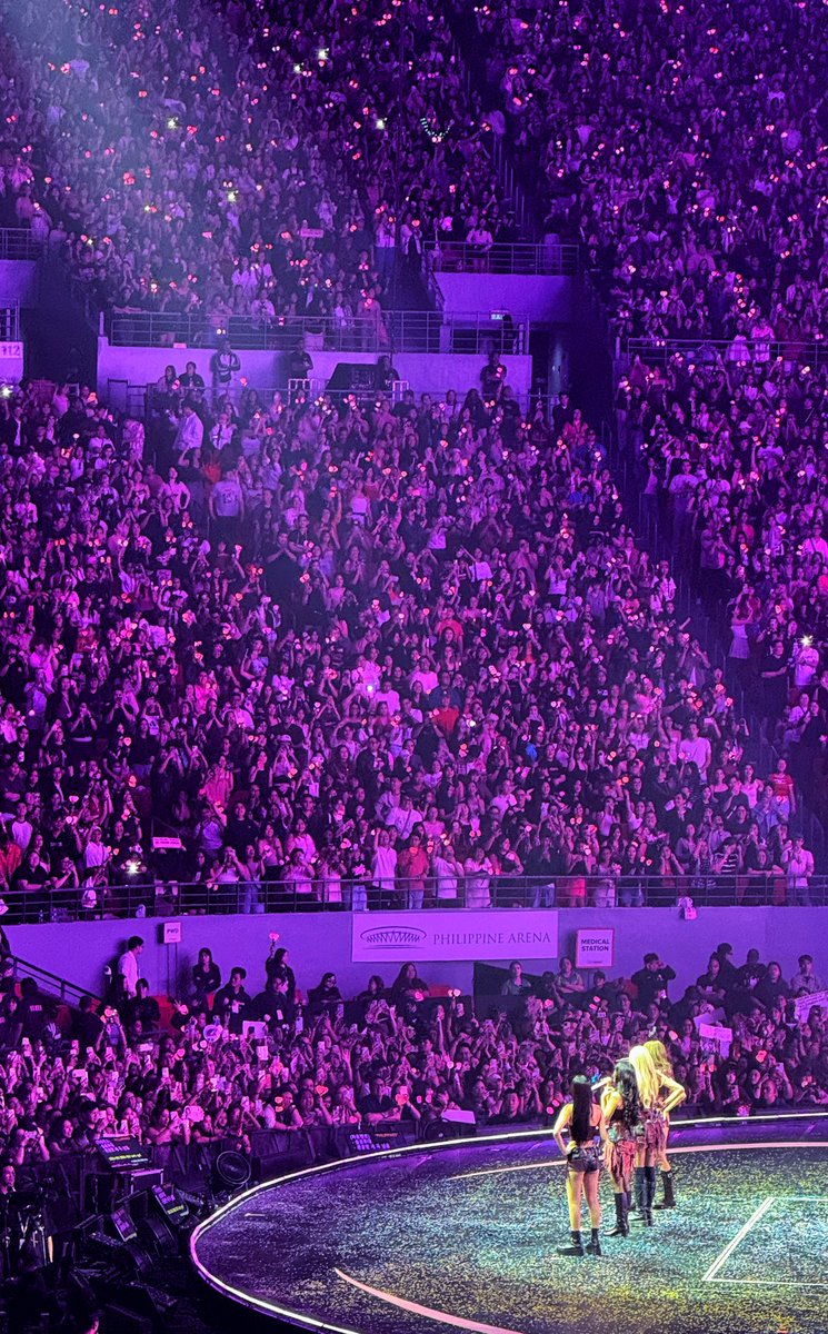 s0ulsearcher's tweet photo. Blackpink ❤️

#DEADLINE_IN_BULACAN #BLACKPINK #BLACKPINK #BLACKPINK_WORLDTOUR2025 https://t.co/eCbeQMtH2K