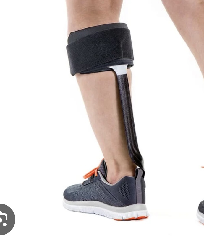 jacquie_rn's tweet image. That’s cause he has bilateral foot drop 
I’m guessing from his dementia 
He’s been wearing braces 
Since his NY trial. 
His docs are lying for him. 
WHY HE SITS ALL THE TIME, now.