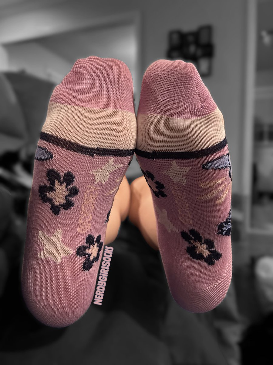 NerdyGirlSocks's tweet photo. For this #SockSunday I wanted to share these really cute #Stitch socks with you guys!
#anklesocks #cutesocks #chaussettes #sockswag #shoesoff #socks #soles #socken #pieds #explore #fypใท https://t.co/boV5KpTNng