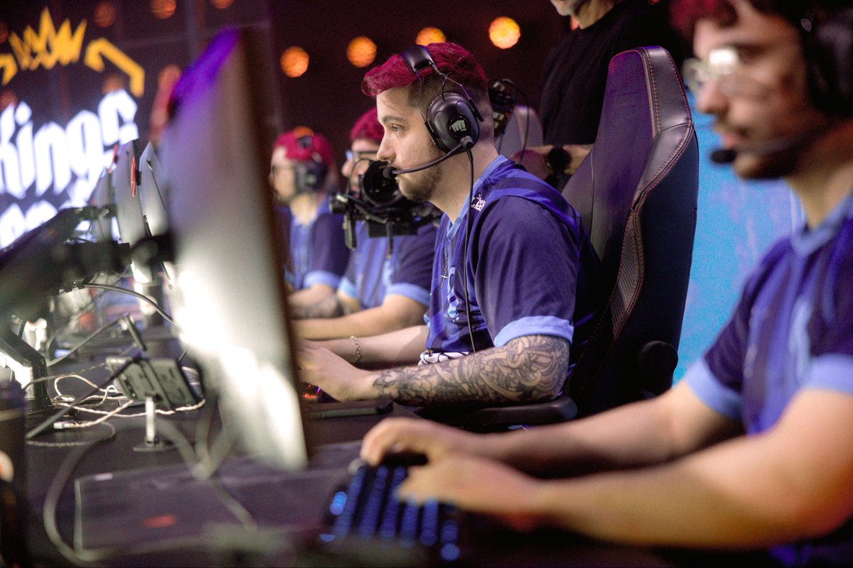 Hoje é dia de final! Vamo finalizar com chave de ouro 🏅
#COSPE 💦💦💦