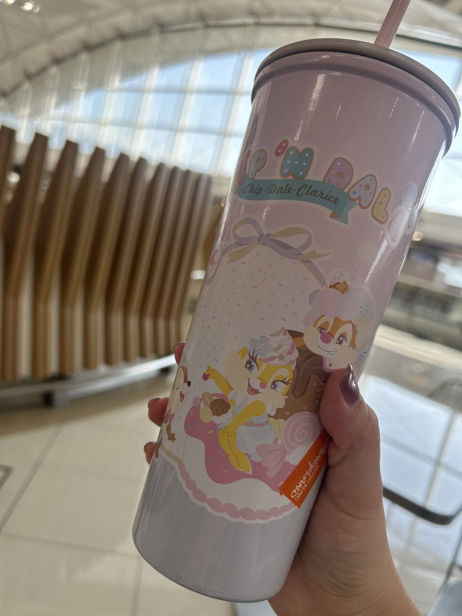 clarice032142's tweet image. 激かわタンブラー売ってて、使い方分からないのにとりあえず衝動買い。