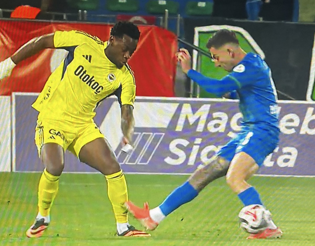 ℂ𝕒𝕞𝕡𝕠𝕤𝕗𝕓 tweet media