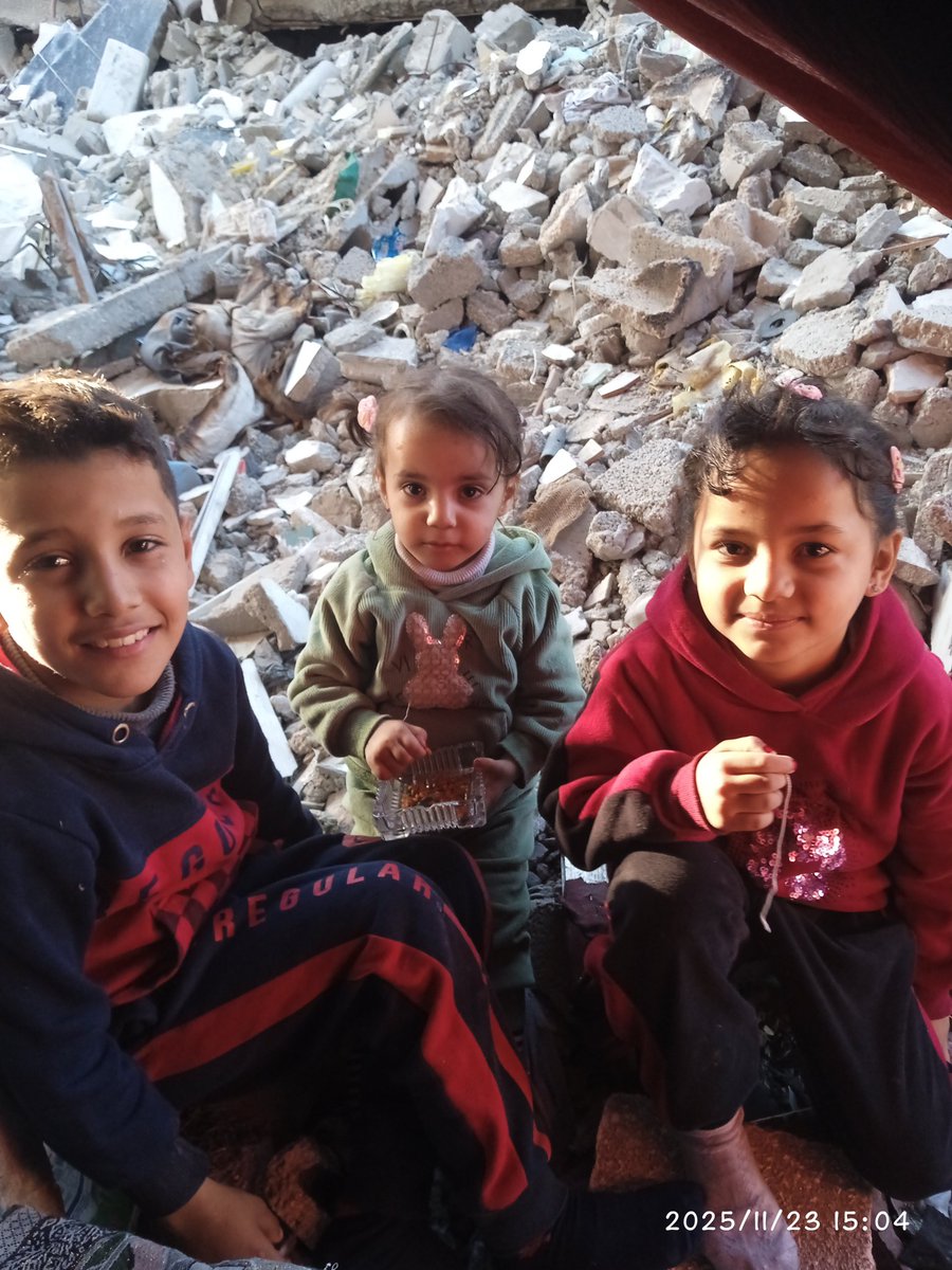 I have been verified as someone from Gaza, injured, and my home was destroyed.
Today, I’m fighting simply to keep my family safe.

Here in Gaza we face cold, hunger, and fear every day.
All I want is to protect my little daughter and provide her with the basics to survive.

Your