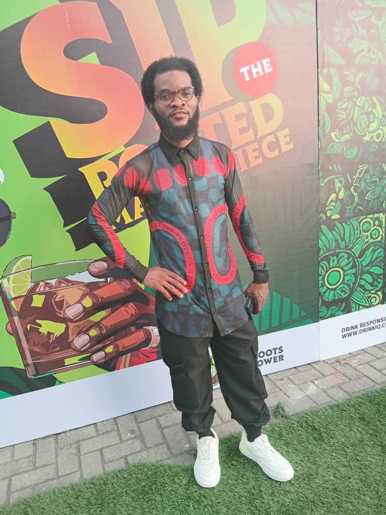 UsherRaymon1's tweet image. We are Live!
An Owambe Art Exhibition 🎉

Thank you  @uzoart for bringing it Live in Lagos.
#OwambeArtExhibition