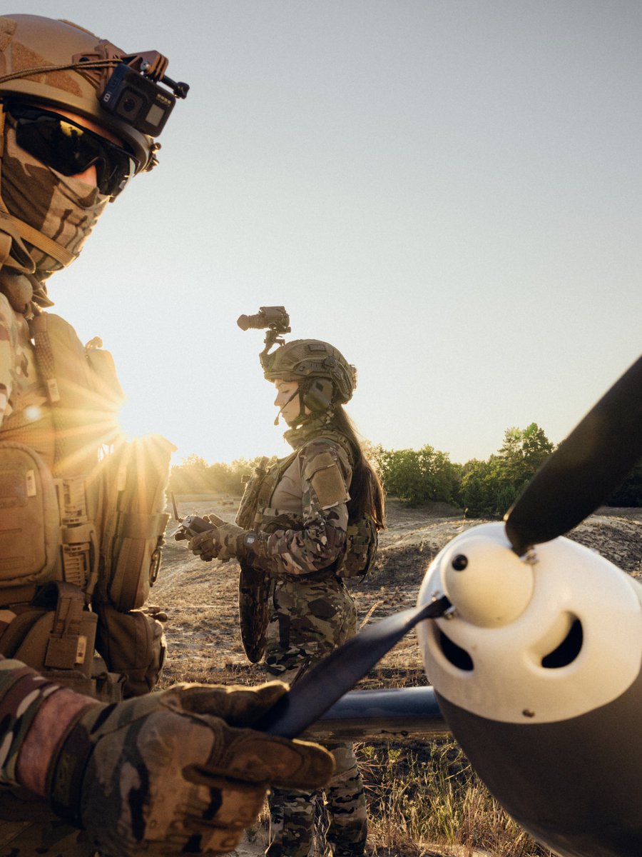 Weather conditions have a major impact on the endurance of even the best UAV batteries. Strong winds force the aircraft to consume more energy for stabilization, while low temperatures reduce battery capacity.

Flight crews factor this into mission planning: heat increases the