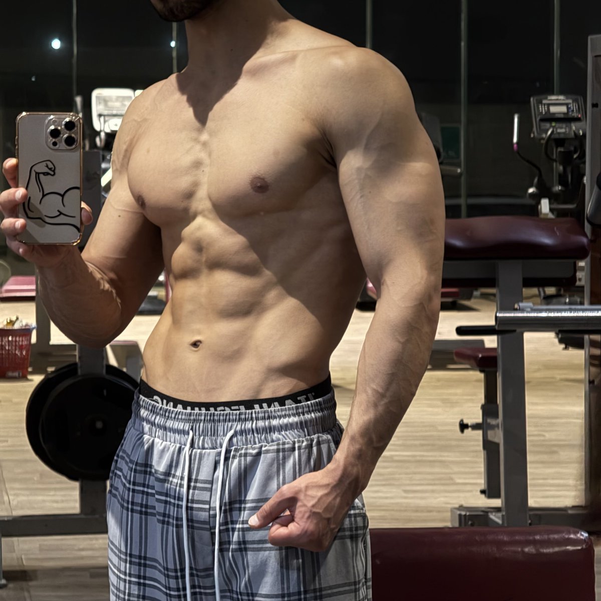 🇸🇦 حنحش tweet media