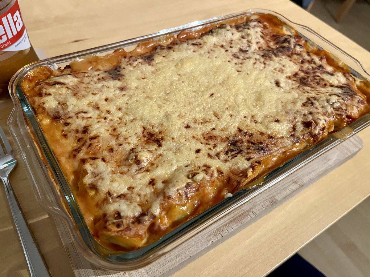 Tortellini-Schinken-Brokkoli-Auflauf. Gratinös!