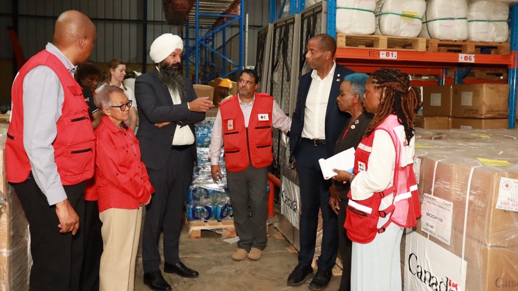 randeepssarai's tweet image. In 1988, when Hurricane Gilbert hit Jamaica, Canada was the first to send the @jamaicaredcross supplies, now Canadians have stepped up again in the wake of Hurricane Melissa. 

You can count on Canada to be a partner in delivering emergency relief to help those hit the hardest.