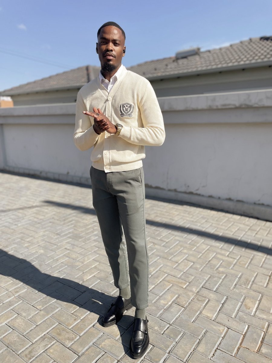 MBULELO MGUDLWA tweet media