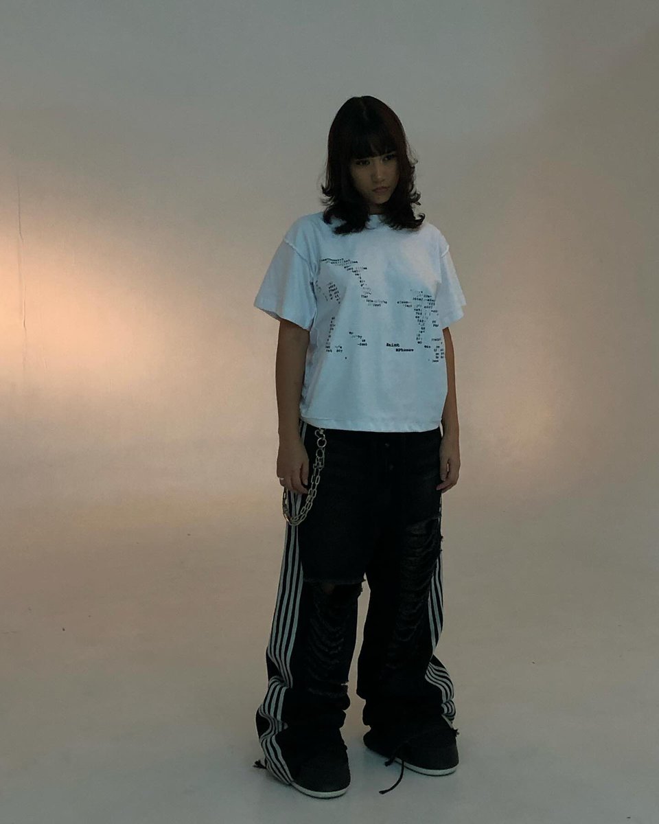 rapworldbr's tweet image. Artista underground Plumasdecera revela que o motivo do seu Cancelamento no Festival Cena. 

Segundo a Artista, o Festival Ofereceu 2 Mil reais para ela dividir com toda sua equipe e produção. 

O Cachê era de 10 Mil reais, mas o festival ofereceu apenas 2 Mil.