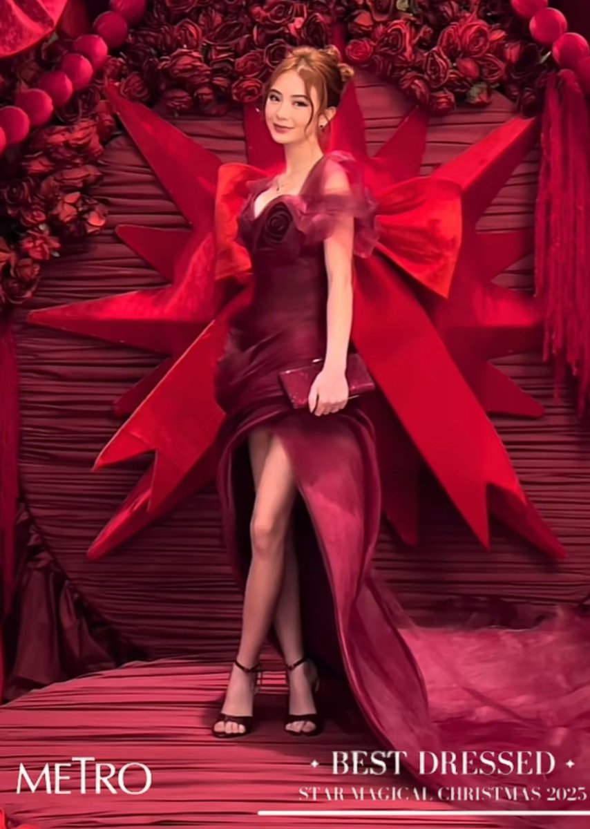 Zhamii024's tweet photo. Top 3 on Metro’s Best Dressed, 
Sofia Fyang Smith✨

@imsofiasmith @metrodotstyle @MetroMagPH @starmagicphils 
#StarMagicalChristmas2025 https://t.co/iMRCi4TgN1