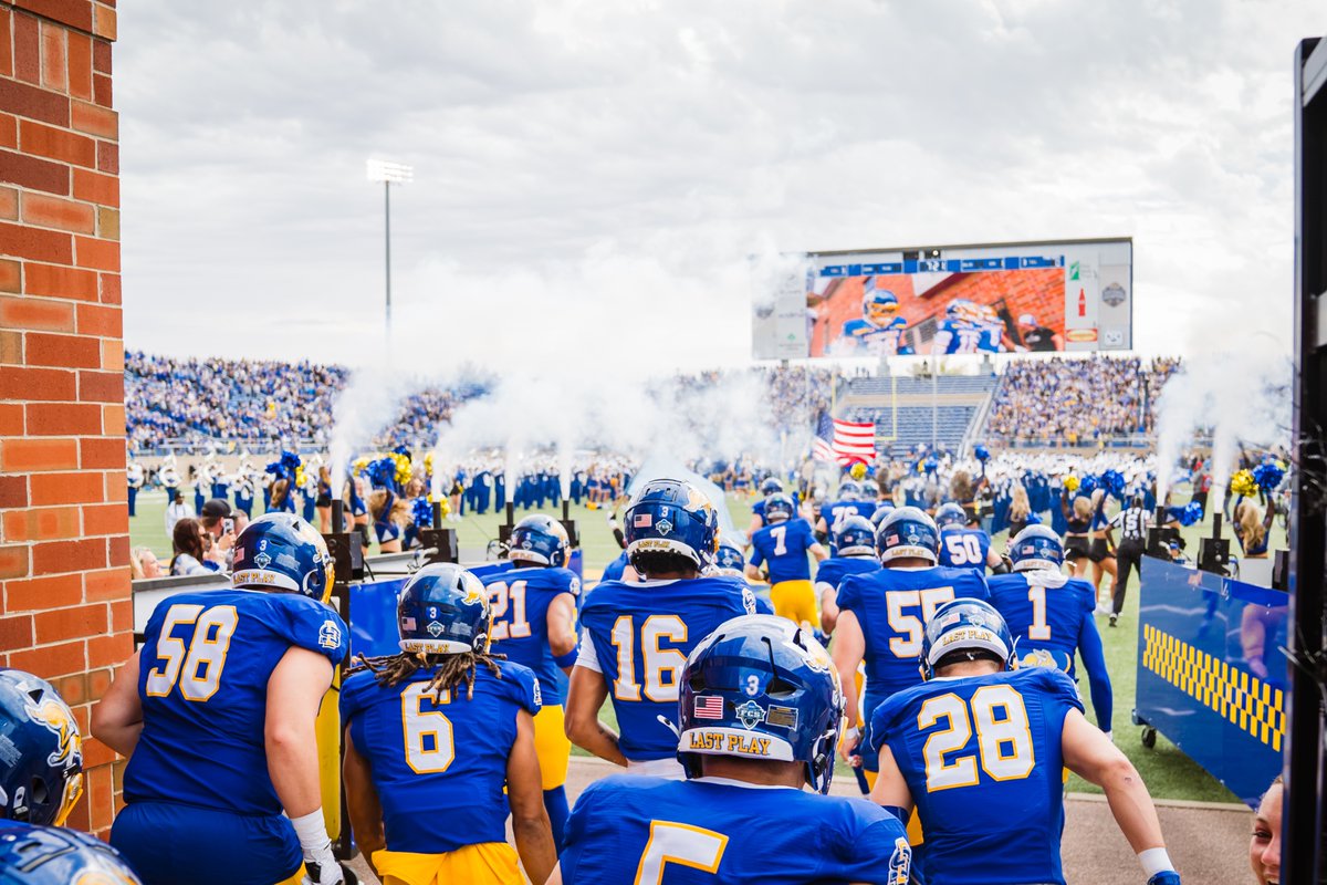 The Jacks are back in the FCS playoffs! 🙌

<a href="/GoJacksFB/">SDSU Football</a> will host New Hampshire on Saturday, November 29 in the first-round of the FCS playoffs. Tickets will go on sale today at 5 PM &amp; start as low as $15! 

Season ticket holders have until 5 PM on 11/25 to claim their seats.