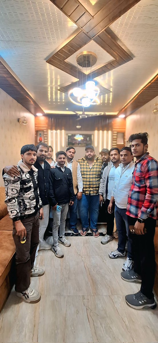 AkbarCongress's tweet photo. #SystemOwner @ShahnawazQureshi
सफलता हमारा परिचय दुनिया को करवाती है और असफलता हमें दुनिया का परिचय करवाती है| https://t.co/nKHoRalLH8