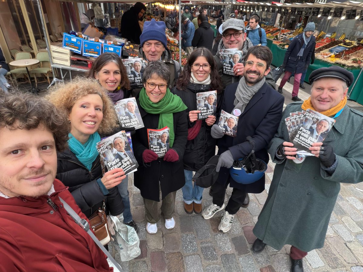 isabelle_rocca's tweet photo. En porte-à-porte et sur les marchés d’Aligre et Saint-Eloi ce week-end, toujours à la rencontre des habitant-es de #Paris12, pour présenter nos propositions sur le logement et les commerces de proximité avec @egregoire parce NON, Paris n'est pas à vendre !

#gregoire2026 #Municipales2026 #Paris