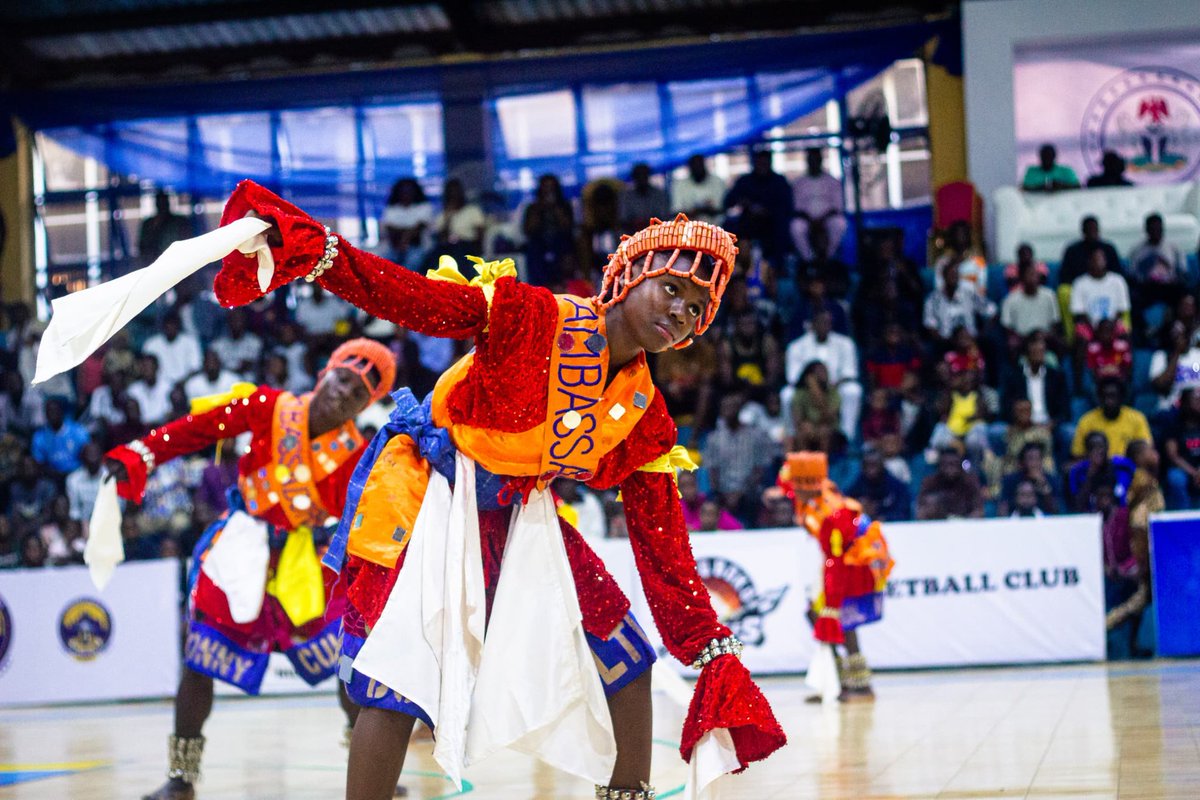 Dorcas_Koki's tweet image. A little entertainment to set the mood before the #NPBLFinal4 tips off in Port Harcourt. Atmosphere is warming up nicely.
#TheCrowning
