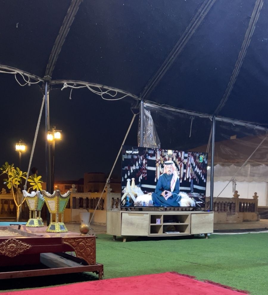 شكرا جزيلا التلفزيون السعودي على عمل البرنامج #علوم_الأولين  الذي يجسد تراثنا وأصالتنا خصوصا ان ممثلين المشاهد سعوديين يتحدثون لهجتنا  #نجد
كان له طابع مختلف بهذا الخصوص
نكرر أيضا الشكر لكافة طاقم البرنامج والممثلين المشاركين
والرائع المقدم <a href="/nwaf_d_a/">نواف الهويمل</a>