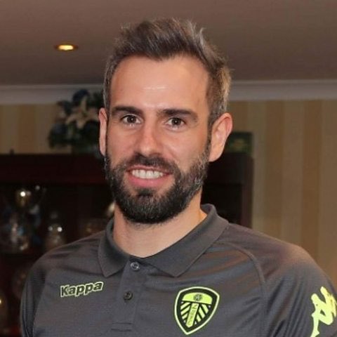 yoonitedLEEDS's tweet image. Whilst we are on about sackings, sack these bastards first #lufc