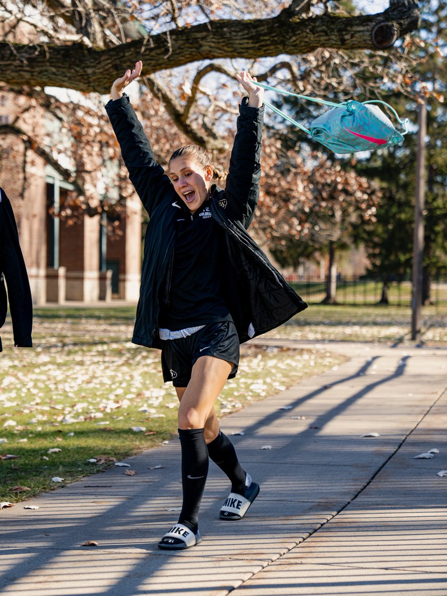 CUBuffsSoccer's tweet image. Ready to roll 🦬

#SideBeforeSelf // #GoBuffs
