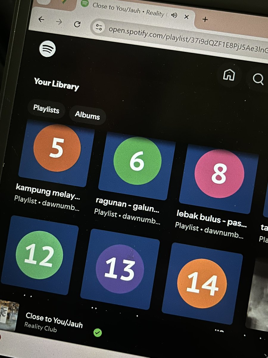 siapa sangka kalo gwe pernah edit playlist spotipi pake nama rute 😞