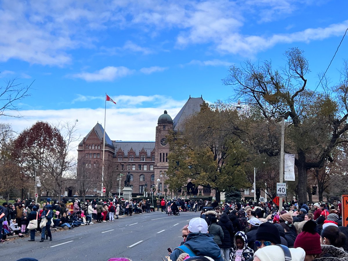 好多人 #多伦多