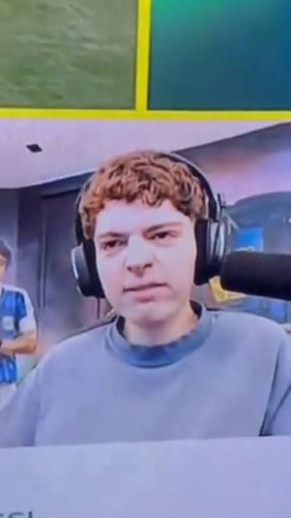 auronplay's tweet image. 