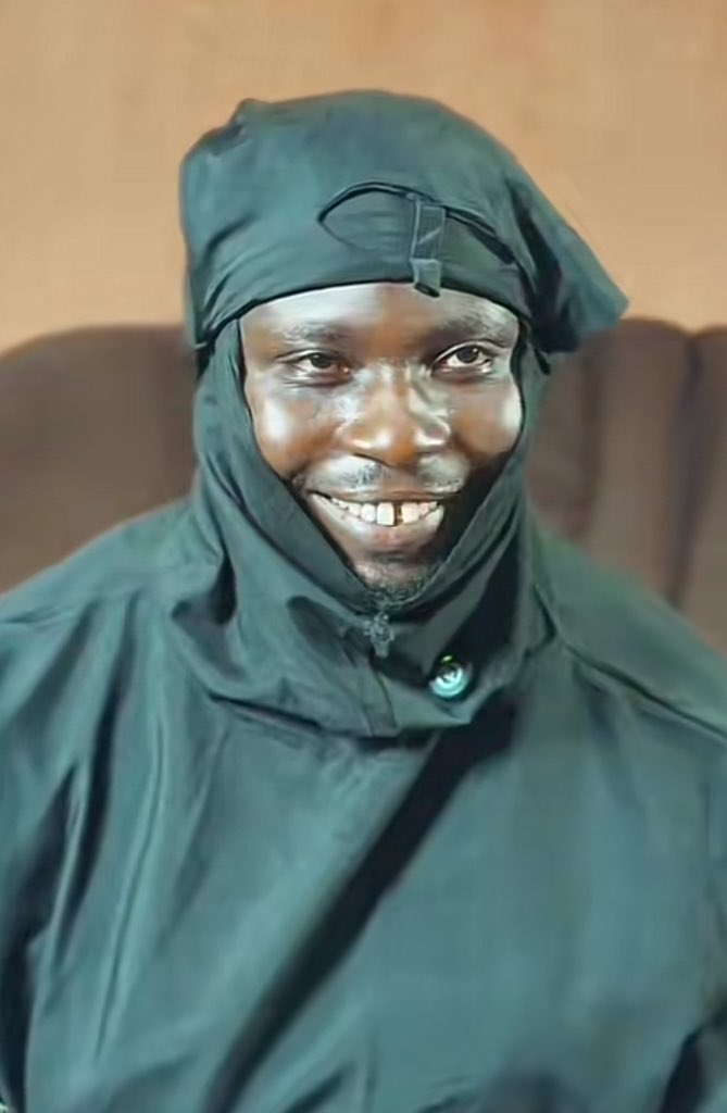 how will call yourself a graduate when all what you have is a National diploma.
yoruba people are funny