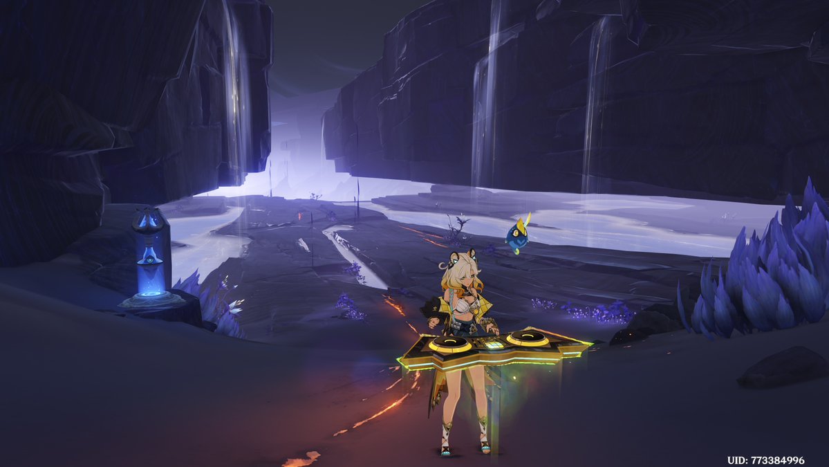 Ok donc j'étais parti activer un téléporteur et ça m'a lancé une quête qui m'a fait traverser un temple puis une grotte, avant d'être projeté dans le ciel pour finir dans l'antre d'un dragon. Et c'était "juste" du contenu annexe. Tu m'étonnes que je joue à Genshin Impact 🫶