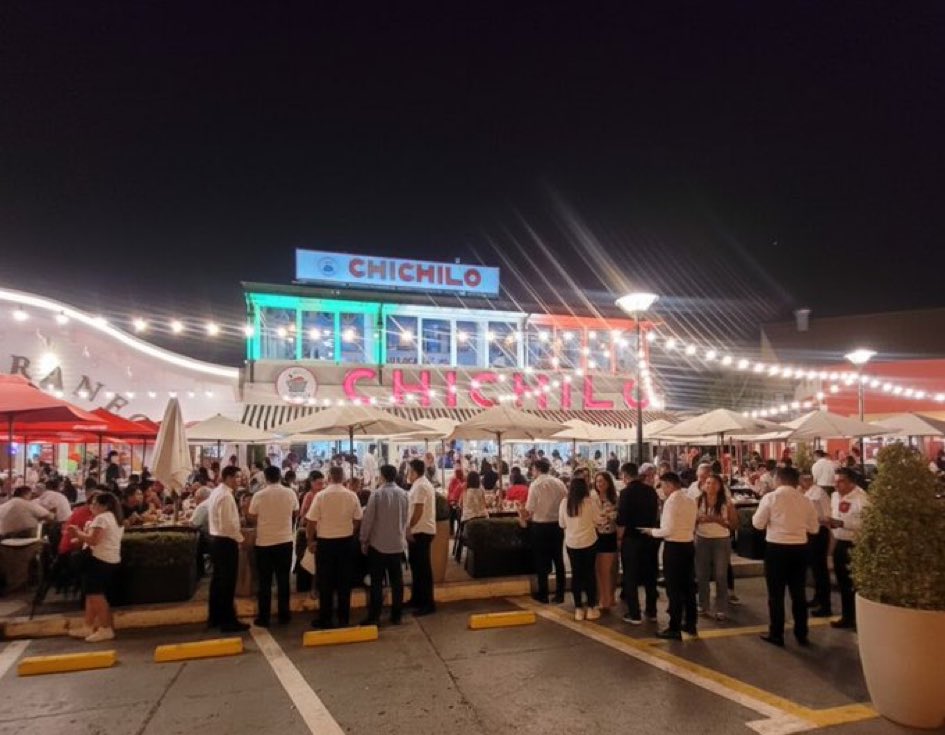 Tenes la desgracia de no ser la única que estaba en el lugar y saco una foto. Igual lo más relevante es lo que cada uno ve. No la narrativa de gente que tira fakes