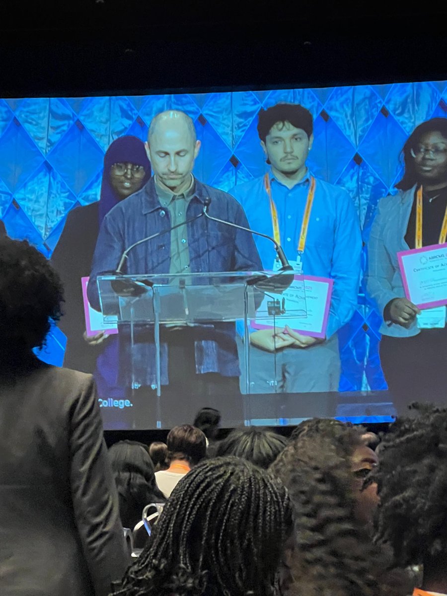 luisci22's tweet image. Another proud bench mentor alert! 🌟 Congratulations to @nimoabdiii for receiving a presentation award in Biochemistry and Molecular Biology at the 2025 @ABRCMS conference!!! PS: she is also applying for summer research internships, and I highly recommend her! 🧪🔬👩🏿‍🔬 @RutterLab