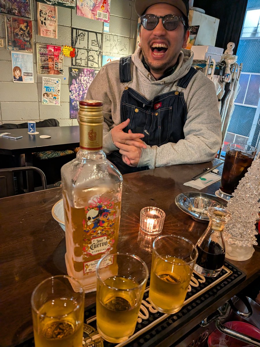 oioioioiochan's tweet image. 昨日のバニーガールから後祝い