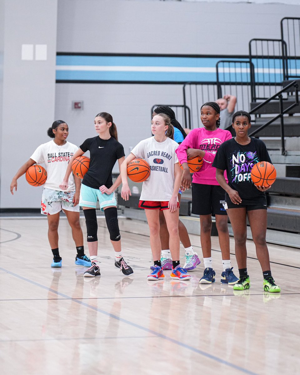 CapturedByJac0b's tweet image. @ltxathletics Open runs and training pictures at Mercy Academy📸🔥 Tag who you see! #Ltx #5v5 #openruns #basketball #training #wbb