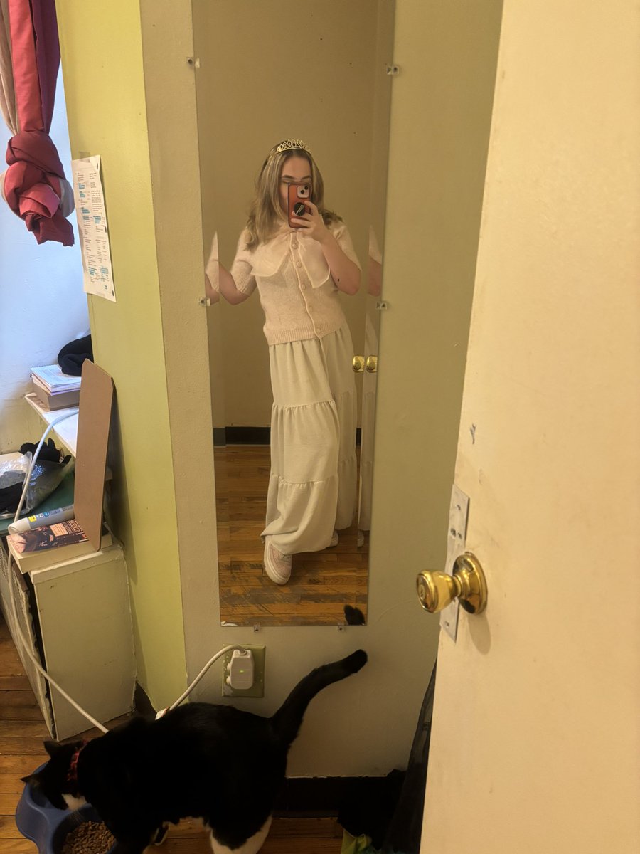 brooklynbarwick's tweet image. Baruch Hashem for another year of life 🥳 

In my 26th year, I want to take on the mitzvot of lighting candles and full Shabbat observance! 🎉

Additionally, I want to help boxers with their business skills, and to be more modest! 

#HBD #thisisme #Sagittarius 🍰 #birthday 🥊