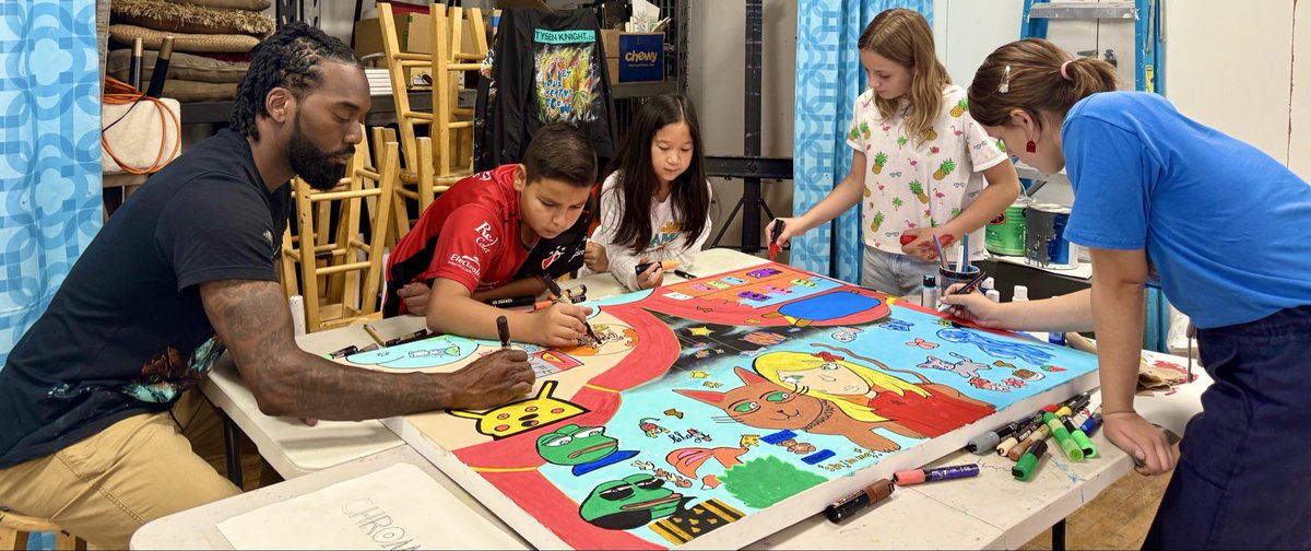 Pop Art Class: Collaborative Excellence  
#BeINSPIRED! 🌎🎨❤️