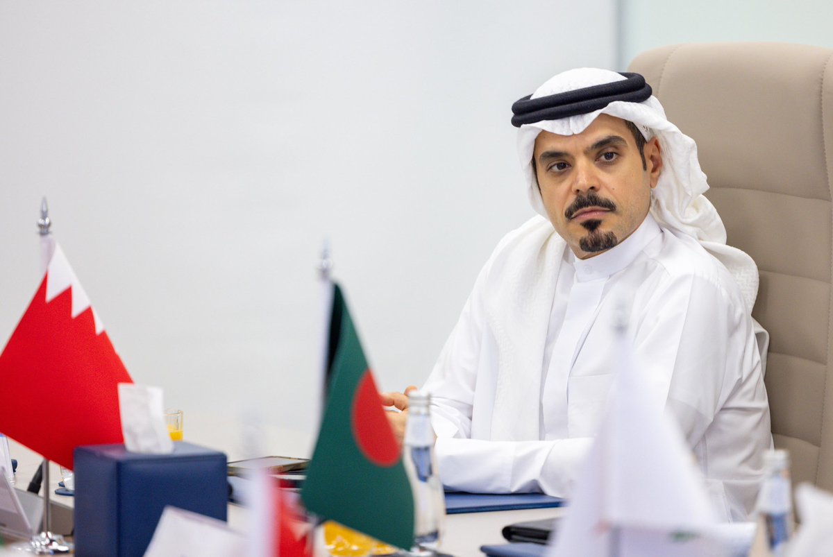 BahrainEmbKSA's tweet image. شارك سعادة الشيخ علي بن عبدالرحمن آل خليفة، سفير مملكة البحرين لدى المملكة العربية السعودية، في الاجتماع السابع لضباط الاتصال الدبلوماسيين لمنظمة التعاون الرقمي بالرياض، حيث جرى استعراض جدول الأعمال ومناقشة الخطة القادمة للمنظمة وتعزيز التعاون الرقمي بين الدول الأعضاء.