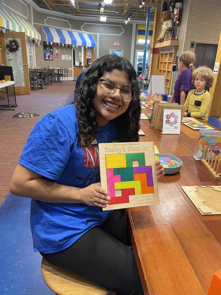 MathHappensOrg's tweet image. Mathhappens at the Terre Haut Children’s Museum!