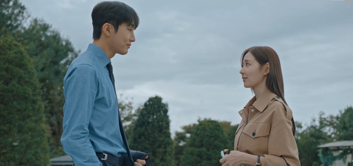 Baek Sanghyeon-Yoon Jingyeong, my most precious second lead couples!
Sanghyeon losing his stiff hairstyle, becoming more relaxed &amp; smiling a LOT!🥺
Their story is such a beauty, loved how their bond grew slowly yet steadily giving us such an adorable couple!❤️😘 #WouldYouMarryMe