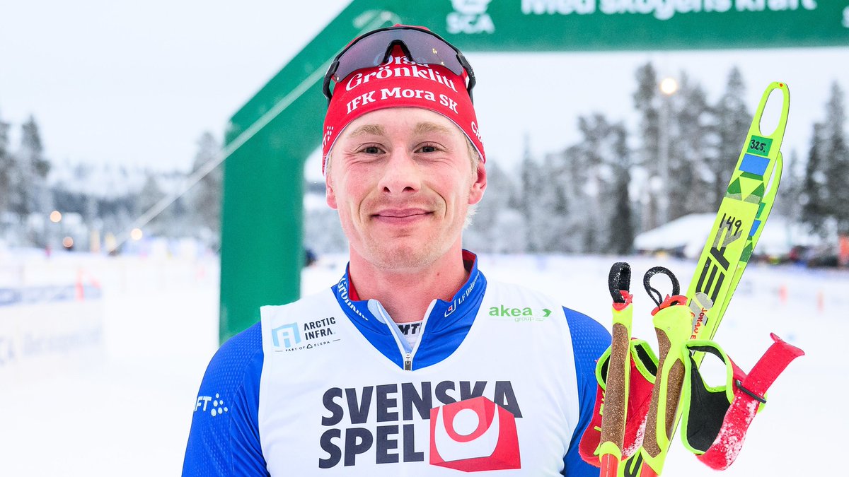 Första 3 åkarna på 10 km skate idag i Gällivare från södra Sverige. Segrare Johan Ekberg från Nacka-Värmdö skidklubb sthlm. 2:a ​Leo Johansson Skillingaryd Småland, 3:a Gustaf Berglund Sigtuna sthlm (Gustaf har varit i vår fjällstuga i Jämtland på middag hos oss 😊)