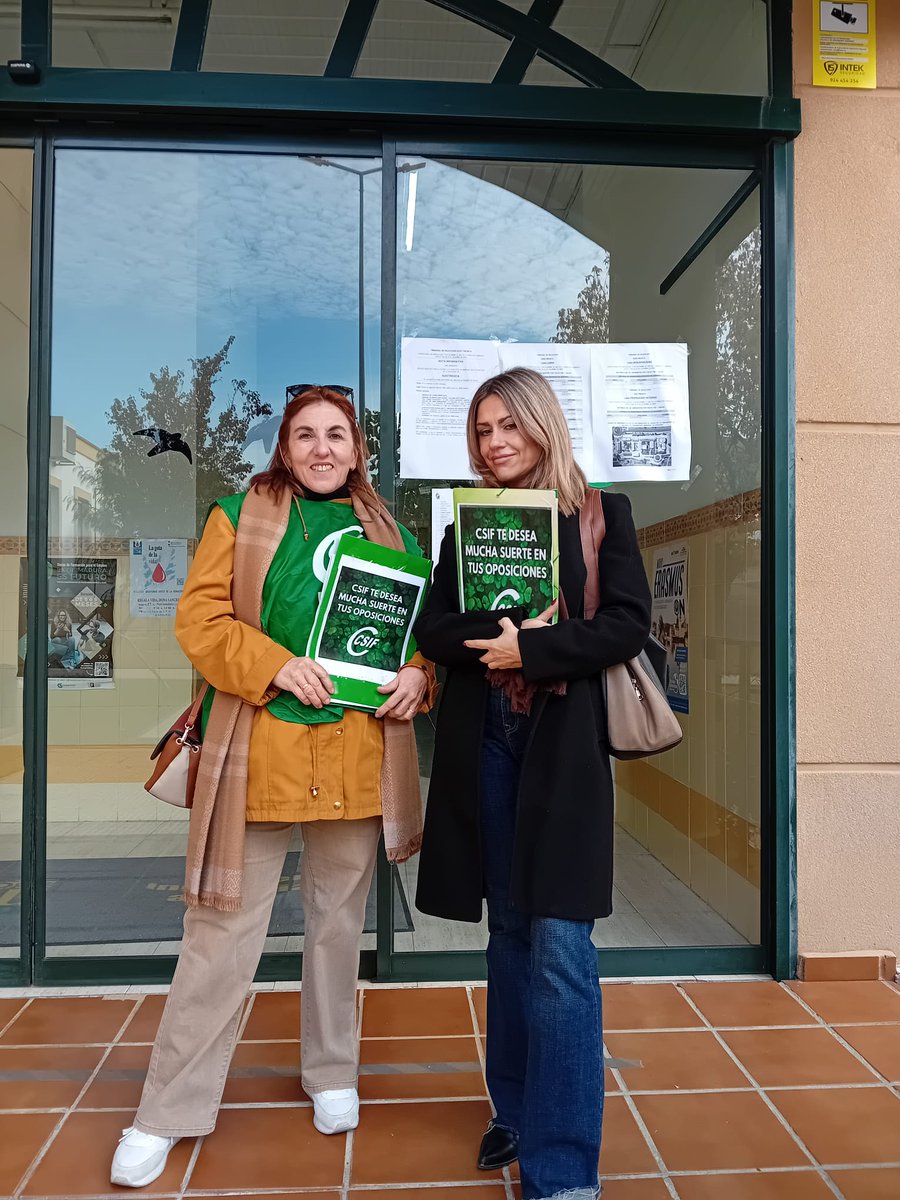 csifsanext's tweet image. Nuestras delegadas han acompañado este domingo a los opositores del SES a las plazas de Electricista.
Mucha suerte a todos los aspirantes!!
#TodoXTodosEsMás