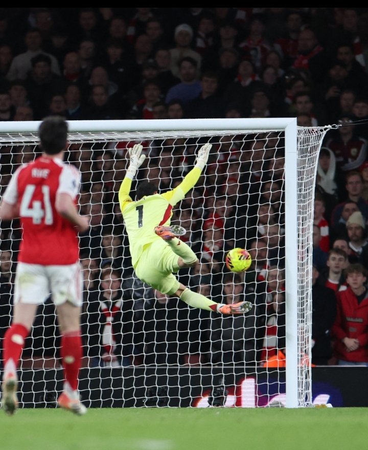 Where's RAYA flying 🕊️ to.

Is he trying to catch a plane ✈️