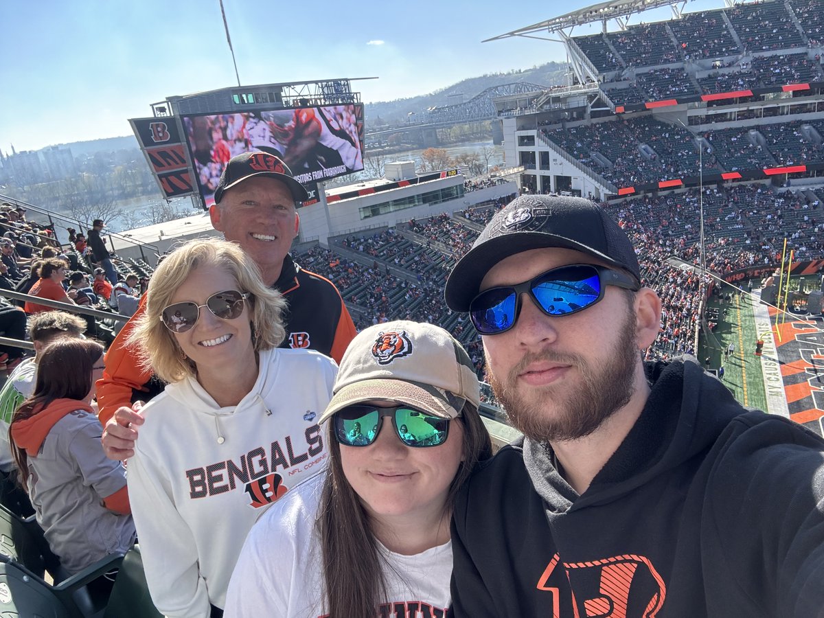 WHO DEY!!
