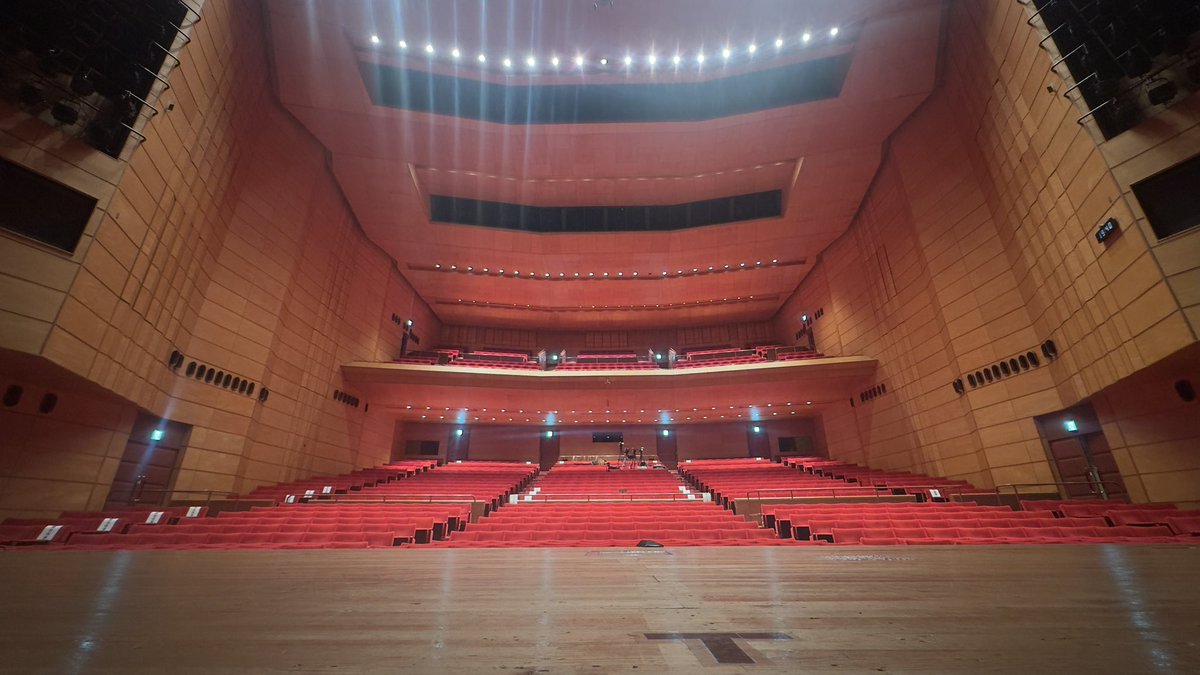 栃木県大会、お疲れ様でした！ 「転轍記」 地区と同じく車掌、細川、音源編集を担当。
終わったぞっていう達成感がすごいです。 楽しかった。とにかく楽しかったです。
最後に一つ。 三島先生、創作脚本賞 おめでとうございました！
出場校の皆さん,運営の方々もありがとうございました。
#転轍記