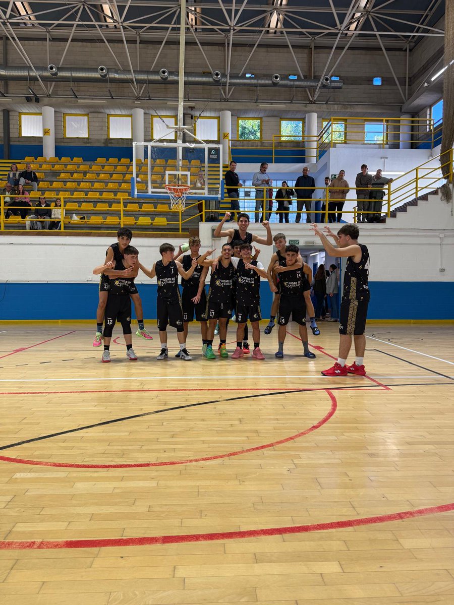Triunfo muy importante del JUNMASC en la pista de <a href="/cbsalliver/">SALLIVER FUENGIROLA</a> (5️⃣7️⃣-6️⃣5️⃣), invicto hasta ahora, tras una gran segunda parte en Liga <a href="/FAB_Malaga/">FAB Málaga</a> 
#SomosBaloncesto🖤💛
