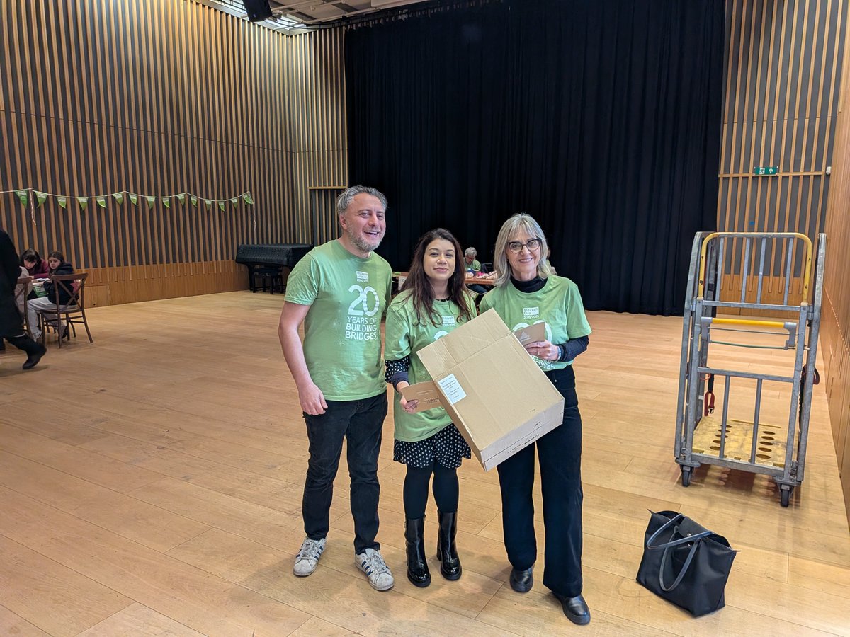 TulipSiddiq's tweet photo. @MitzvahDay is one of the highlights of my year. It was a privilege to join the community at JW3 today to see food parcels being prepared and gifts being wrapped. I want to say a huge thank you to all the other activities I know were happening around my constituency and beyond https://t.co/1yUZUJ9VxZ